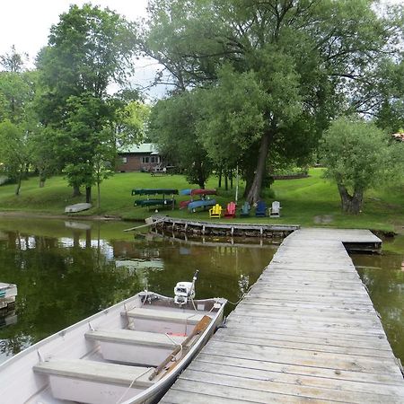 Bondi Village Cottage Resort Lake of Bays Luaran gambar