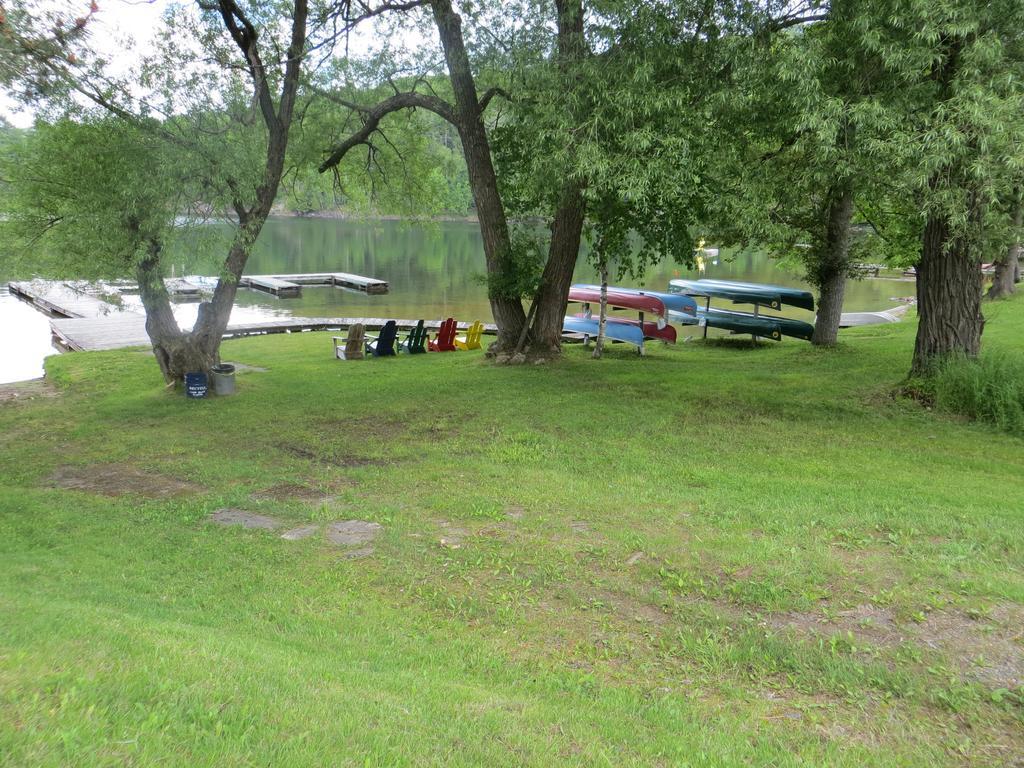 Bondi Village Cottage Resort Lake of Bays Luaran gambar