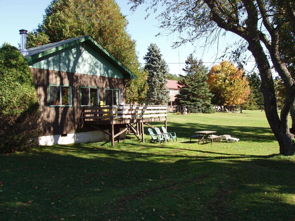 Bondi Village Cottage Resort Lake of Bays Luaran gambar