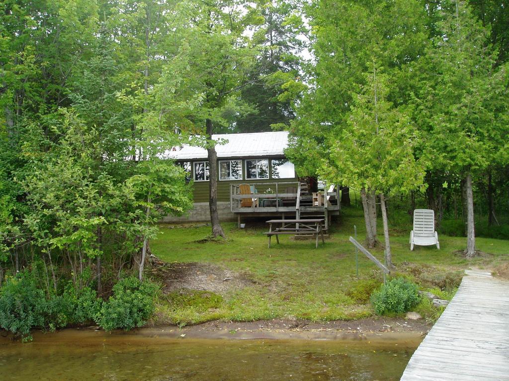 Bondi Village Cottage Resort Lake of Bays Luaran gambar