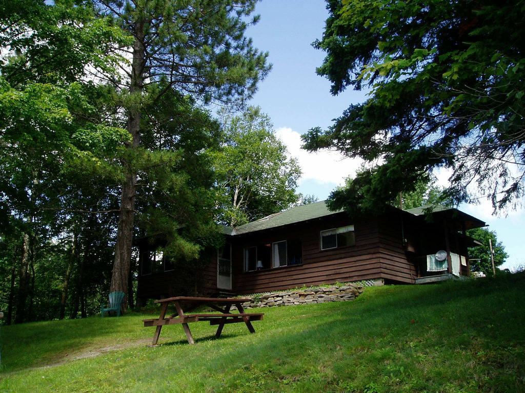 Bondi Village Cottage Resort Lake of Bays Luaran gambar